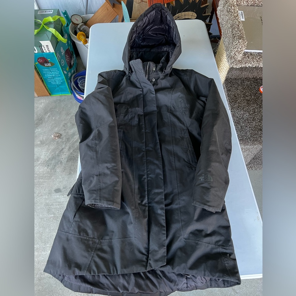 The North Face Women's Black DryVent Long-length Jacket Fall 2016